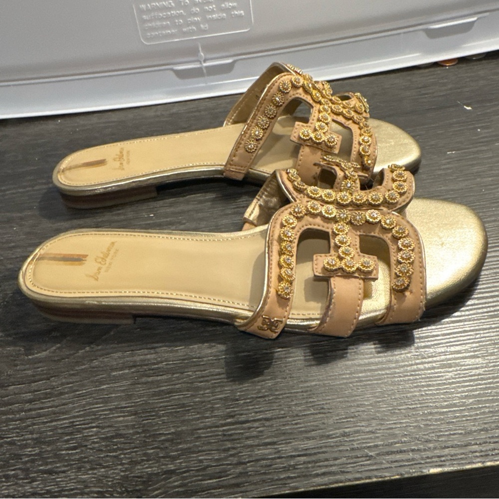 Sam Edelson Embellished Tan Slide Sandals with Gold Accents - Size 7.5 - Picture 3 of 6